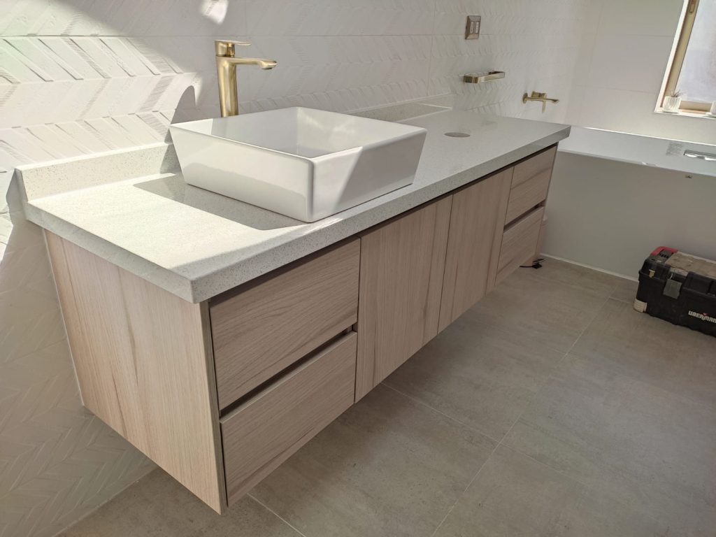Banitorio , lavamanos con mueble